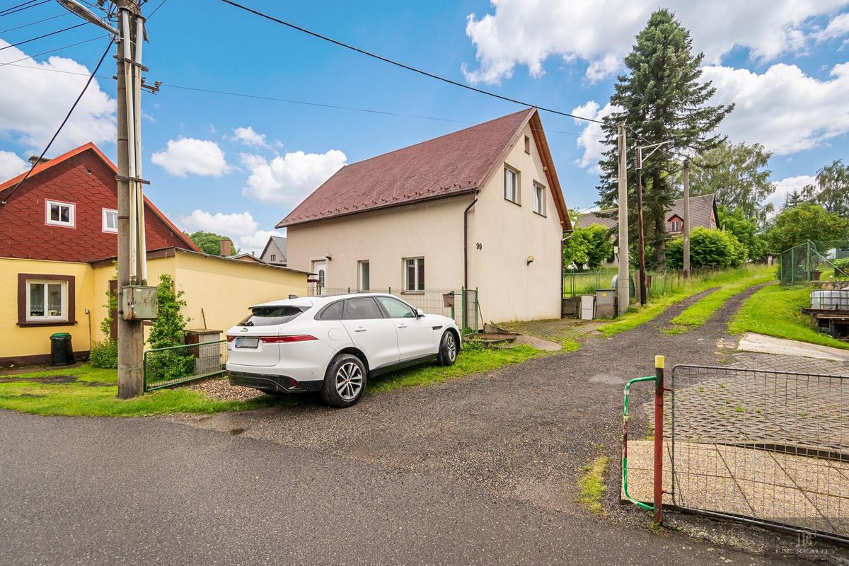 Prodej rodinného domu 99 m², pozemek 272 m²